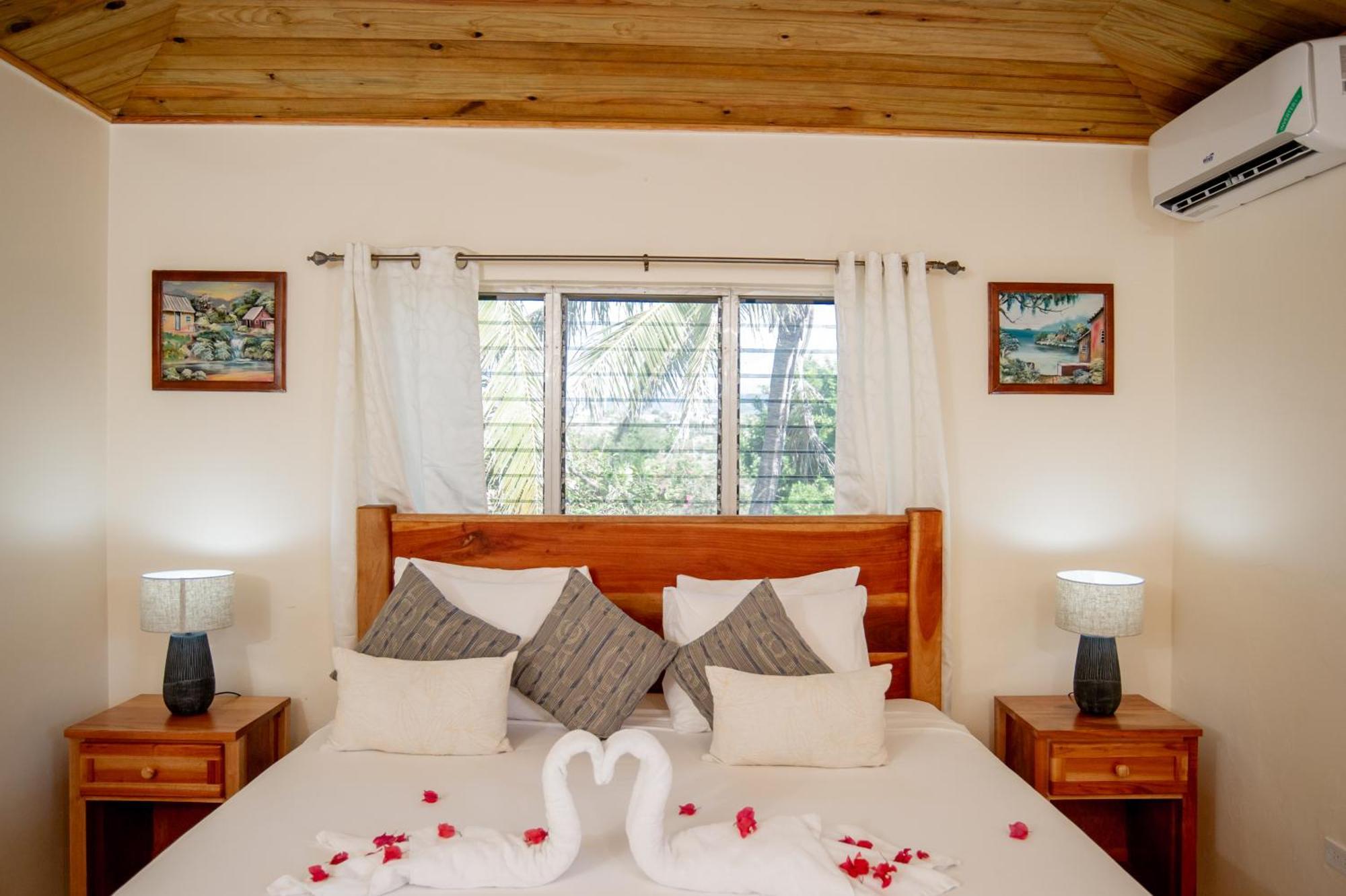Beyond Sunset Resort & Villas Treasure Beach Εξωτερικό φωτογραφία