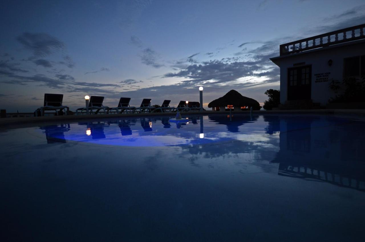 Beyond Sunset Resort & Villas Treasure Beach Εξωτερικό φωτογραφία